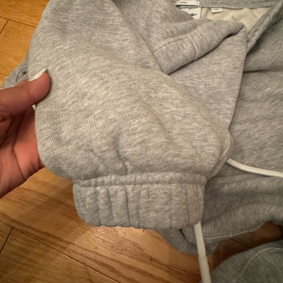 Lacoste sweatpants - Picture 6 of 8